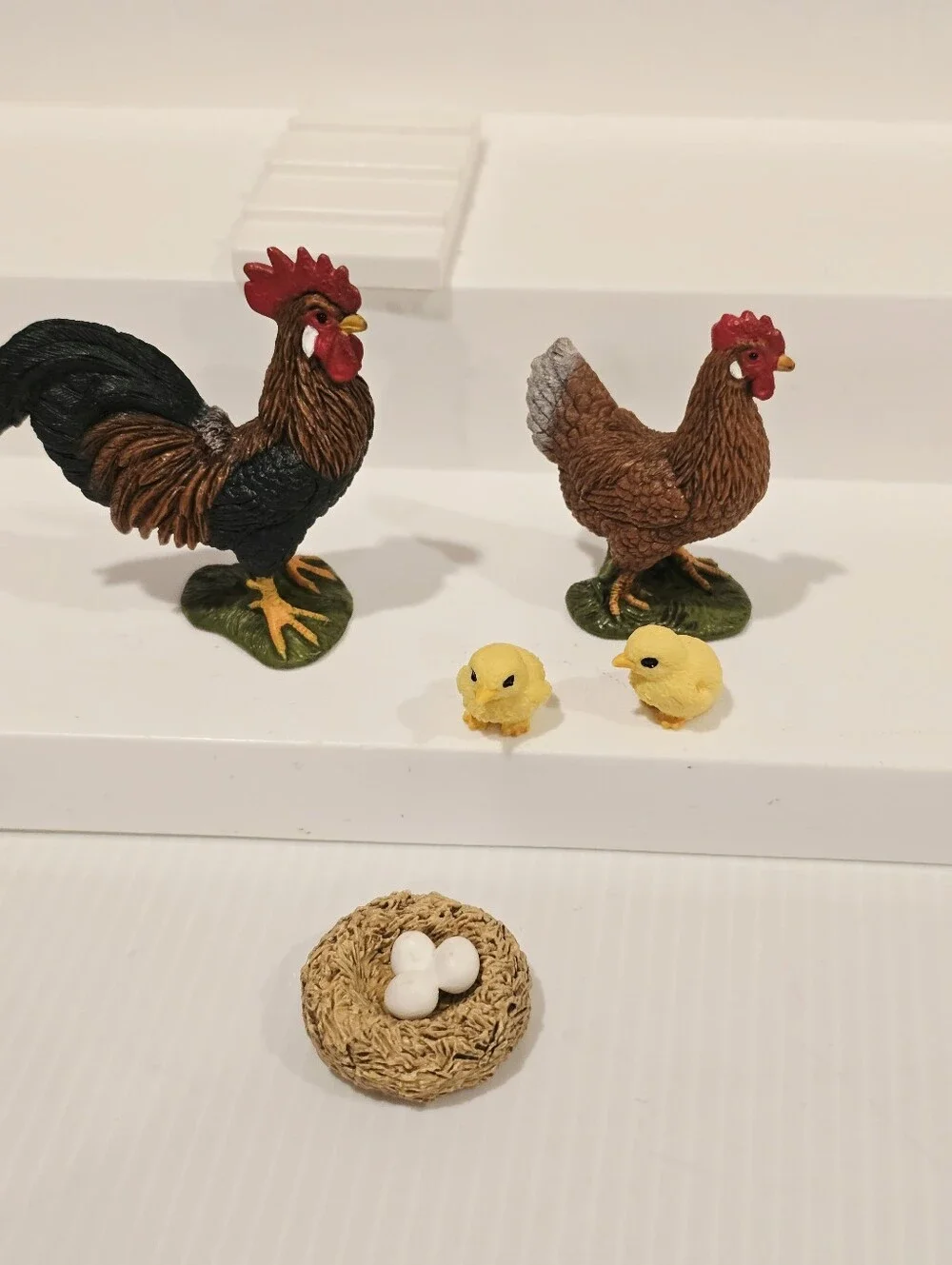 Schleich Farm World Chicken Coop Playset